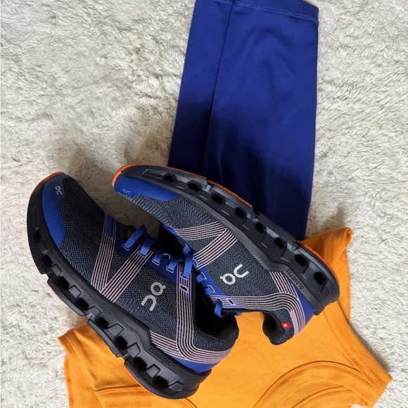 On Cloud Go running athletic lace up sneaker, NWT - Picture 4 of 6